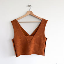 Load image into Gallery viewer, Anthropologie Maeve Pecan Textured Jacquard Button Side Cropped Tank Top Brown L