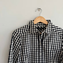 Load image into Gallery viewer, Lafayette 148 Gingham Pattern Long Sleeve Button Up Shirt Black White 6