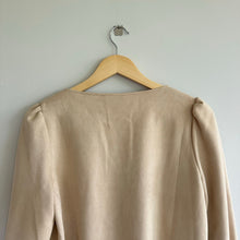 Load image into Gallery viewer, Tuckernuck Bone Suede Easton V-Neck Ruffles 3/4 Sleeve Blouse Cream S