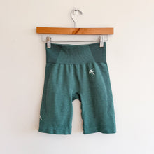 Load image into Gallery viewer, Oner Active Classic Stretch Seamless Biker Short Green XS