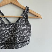 Load image into Gallery viewer, Lululemon Energy Sports Bra Frozen Fizz White Black 4