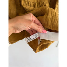 Load image into Gallery viewer, Madewell Lightspun Button-Back Long Sleeve Peplum Blouse Compass Gold M