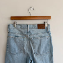 Load image into Gallery viewer, Madewell Slim Demi-Boot Light Wash Denim High Rise Jeans Blue 26
