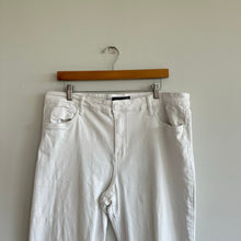 Load image into Gallery viewer, Kut From The Kloth Stella High Rise Fab Ab Flare Jeans White 16