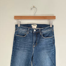 Load image into Gallery viewer, L'Agence Margot Skinny High Rise Jeans in Light Vintage 25