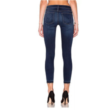 Load image into Gallery viewer, Hudson Krista Crop Super Skinny Released Hem Jeans Blue 26