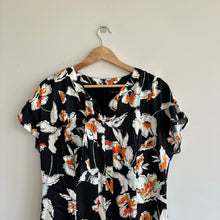 Load image into Gallery viewer, ST. JOHN Silk Floral Mod Print Neck Tie Short Sleeve Midi Dress Black 10 NWT