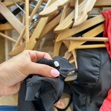 Load image into Gallery viewer, Lululemon Free Spirit Sports Bra Black 4