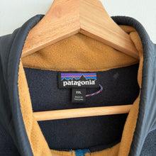 Load image into Gallery viewer, Patagonia Microdini 1/2 Zip Fleece Mock Neck Pullover Grey/Tan XXL