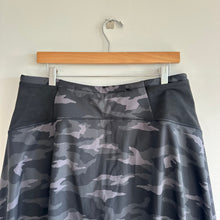 Load image into Gallery viewer, Athleta Match Point Camo Print High Rise Activewear Skort Gray L