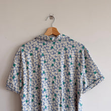 Load image into Gallery viewer, Hanna Andersson HannaSoft Floral Short Sleeve Pajama Top Blue L