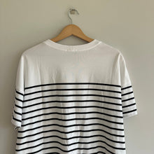 Load image into Gallery viewer, EVEREVE Emersyn Striped Short Sleeve T-Shirt Dress White/Black L