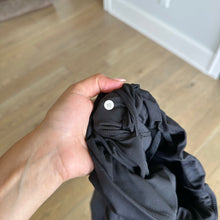 Load image into Gallery viewer, Lululemon Mesh Detail Zipper Pockets Cropped Leggings Black 10