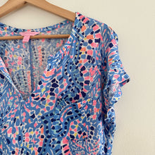 Load image into Gallery viewer, Lilly Pulitzer Duval Tic Tac Tile V-Neck Mini T-Shirt Dress Blue Pink S