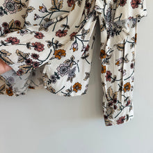 Load image into Gallery viewer, Sanctuary Tilly Flounce Long Sleeve Floral Blouse Ivory S