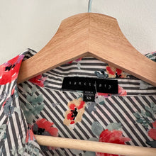 Load image into Gallery viewer, Sanctuary Floral Striped Button Up Shirt XS