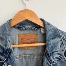 Load image into Gallery viewer, Levi's Chris Stapleton Custom Graphic Patch Cotton Denim Trucker Jacket Blue XL