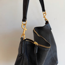 Load image into Gallery viewer, Tory Burch Pebbled Leather Zip-Closure Hobo Shoulder Bag Black