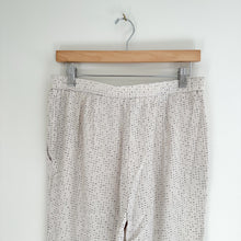Load image into Gallery viewer, Eileen Fisher Printed Pull On Straight Leg Pants White XS