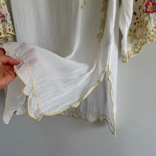 Load image into Gallery viewer, Johnny Was Floral Embroidered Eyelet Sheer Side Slits Tunic Top White M