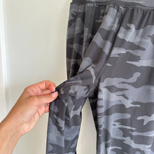 Load image into Gallery viewer, Athleta Salutation Camo Jogger Gray/Black M