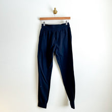 Load image into Gallery viewer, Lululemon Ready To Rulu Pant Black 4 $108