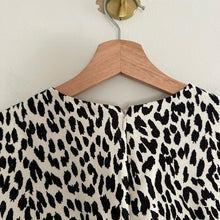 Load image into Gallery viewer, VALENTINO Silk Blend Animal Print Pleated Dress Black/White 10