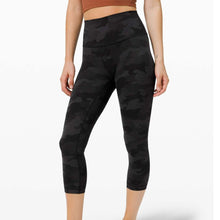 Load image into Gallery viewer, Lululemon Wunder Under Crop (High-Rise) *Full-On Incognito Camo Multi Grey 2