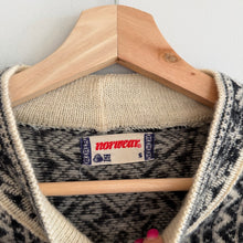 Load image into Gallery viewer, Vintage Norwear Irish Wool Fair Isle Crew Neck Pullover Sweater Black Cream S
