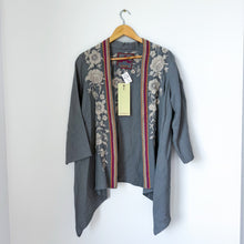 Load image into Gallery viewer, Johnny Was Floral Embroidered 3/4 Sleeve Kimono Gray M