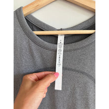 Load image into Gallery viewer, Lululemon Swiftly Tech Short Sleeve Breeze Relaxed Fit Activewear Top Gray 8 NWT