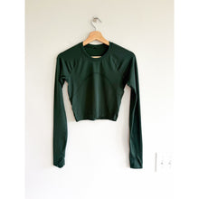 Load image into Gallery viewer, Lululemon Swiftly Tech Cropped Long-Sleeve 2.0 Activewear Top Legacy Green 6