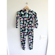 Load image into Gallery viewer, Deux Par Deux Smiley Face Girl Print Long Sleeve Thermal One Piece Black 7 NWT