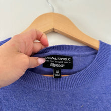 Load image into Gallery viewer, Banana Republic Filpucci Wool-Cashmere Blend Bow Cuff Sweater Purple XS