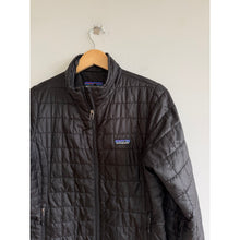 Load image into Gallery viewer, Patagonia Nano Full Zip Puffer Jacket Black M