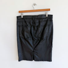 Load image into Gallery viewer, Current/Elliott The Soho Coated Zip Stiletto Pencil Mini Skirt Black 30