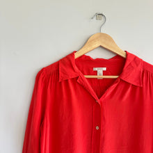 Load image into Gallery viewer, J. Crew Silk Button Up Long Sleeve Shirt Red 4