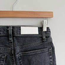 Load image into Gallery viewer, RE/DONE 70s High Rise Stove Pipe Denim Straight Leg Jeans Black 26