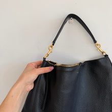 Load image into Gallery viewer, Tory Burch Pebbled Leather Zip-Closure Hobo Shoulder Bag Black