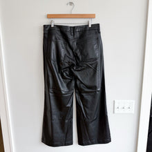 Load image into Gallery viewer, KUT From The Kloth Meg Fab Ab Wide Leg High Rise Faux Leather Pants Black 12