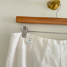 Load image into Gallery viewer, NWT J. McLaughlin Carter High Rise Linen Blend Cropped Casual Pants White 12