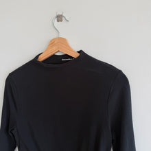 Load image into Gallery viewer, Abercrombie & Fitch Mock Neck Long Sleeve Ruched Sides Top Black M