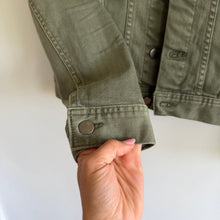 Load image into Gallery viewer, Adriano Goldschmied Robyn Button Front Collared Jean Jacket Green M