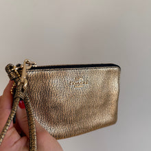 Load image into Gallery viewer, Coach Pebbled Leather Metallic Wristlet Gold OS
