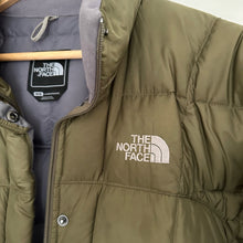 Load image into Gallery viewer, The North Face 600 Down Puffer Jacket Green M