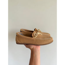 Load image into Gallery viewer, Rothy's The Boat Slip On Round Toe Lightweight Flats Tan 6.5