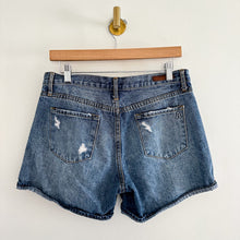 Load image into Gallery viewer, Articles Of Society Distressed Denim Dark Wash Mid Rise Shorts Blue 27
