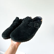 Load image into Gallery viewer, Birkenstock Boston Shearling Suede Leather Slip On Unisex Clogs Black 7