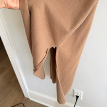 Load image into Gallery viewer, Banana Republic Knit Open-Front Mid-Length Cardigan Sweater Tan M