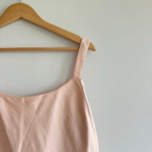 Load image into Gallery viewer, Lafayette 148 New York Silk Tank Top Blush Pink L